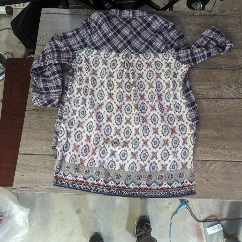 Altar'd State Oversized Medium High/Low Button Up - Picture 13 of 15
